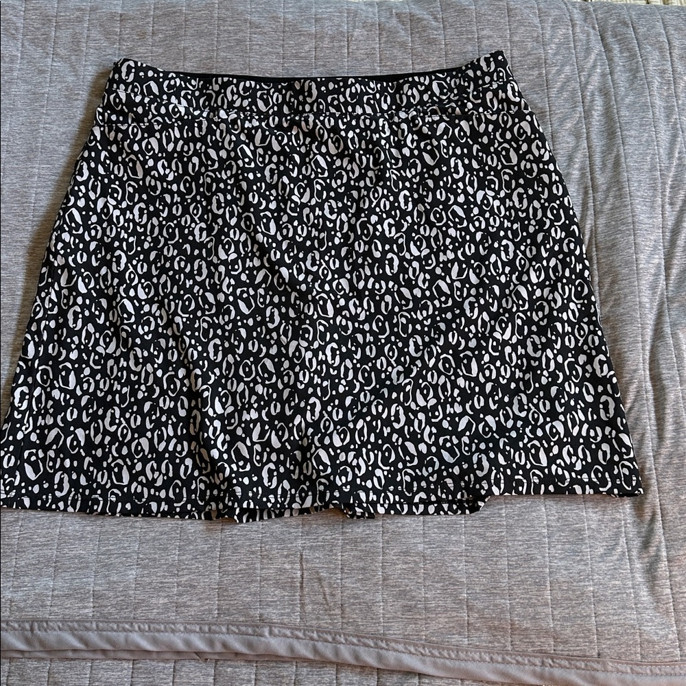 Chico's Black and White Patterned Skirt